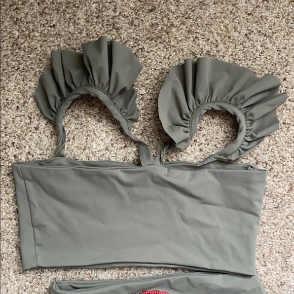 Port De Bras ruffle top size large - Picture 3 of 5